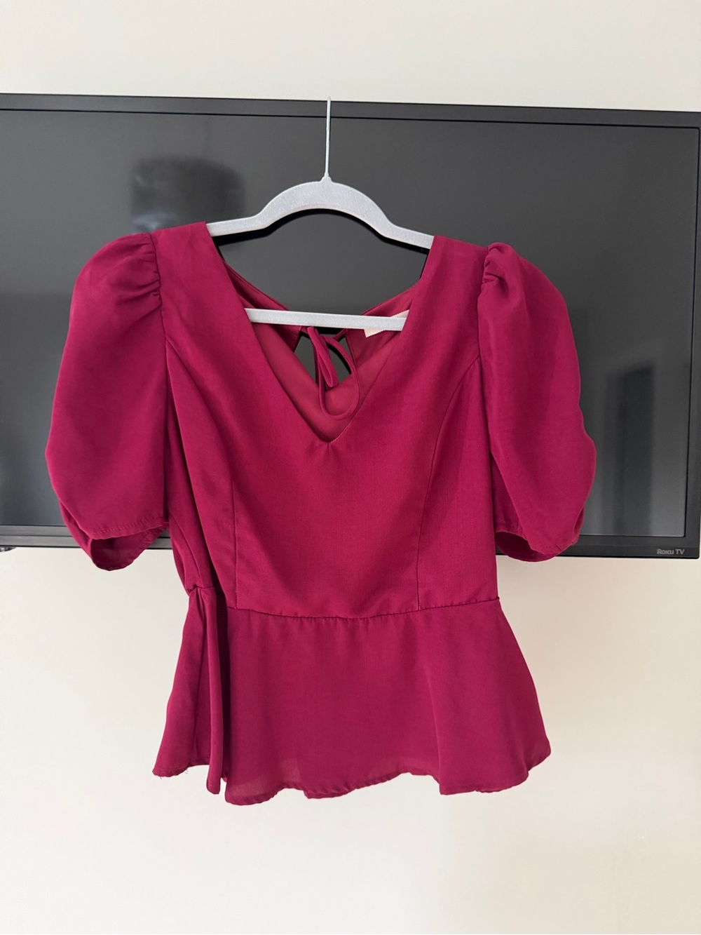miami Magenta V-Neck Puff Sleeve Peplum Top